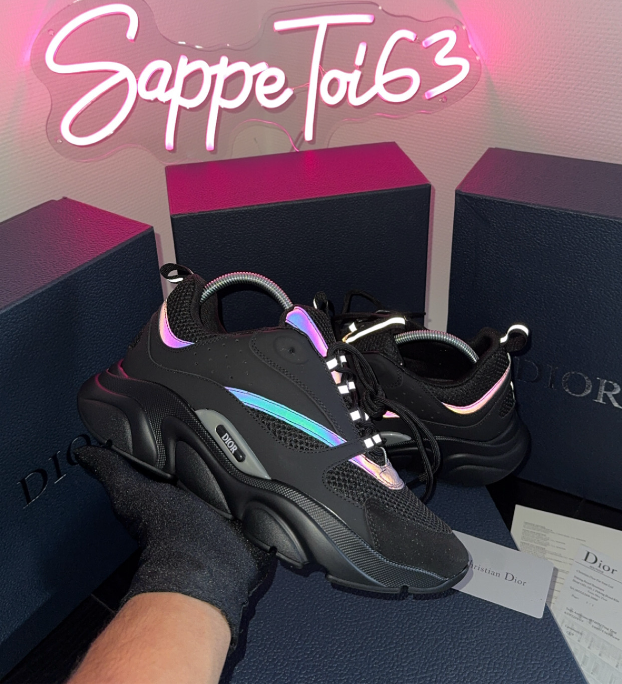 B22 Noire